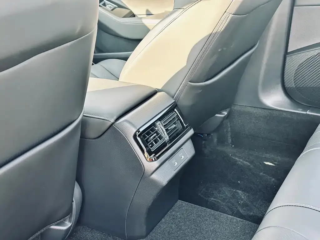Honda Accord — фото 4