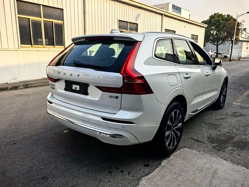 Volvo XC60 2025 из CN, фото 3