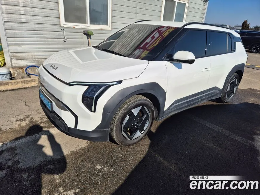 Kia EV3 — фото 4