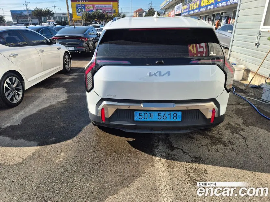 Kia EV3 — фото 5