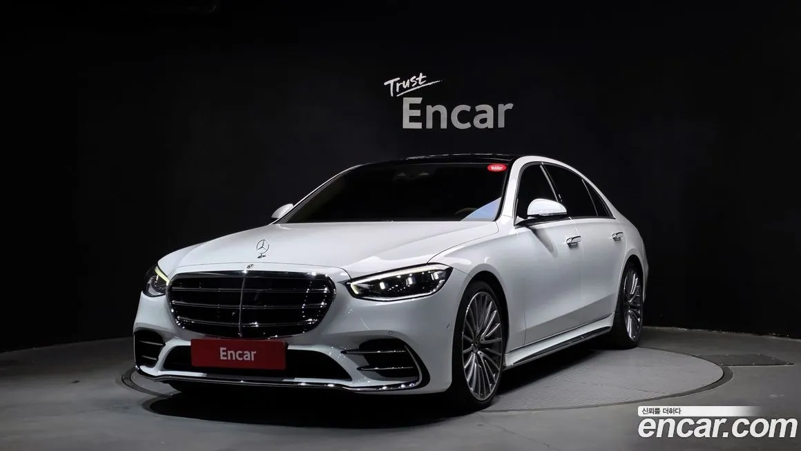 Mercedes-Benz S-Class — фото 1
