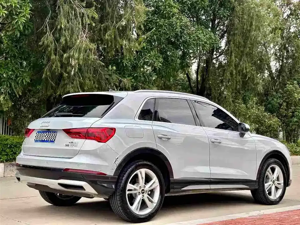 Audi Q3 2023 из CN, фото 10