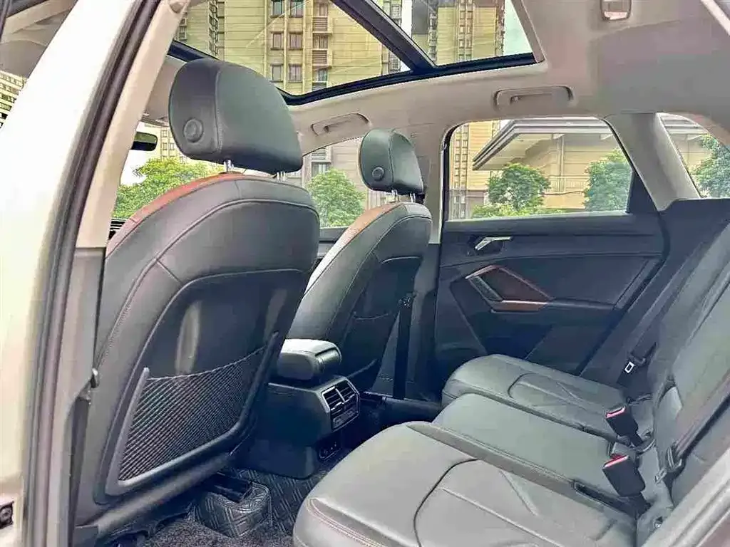 Audi Q3 2023 из CN, фото 5