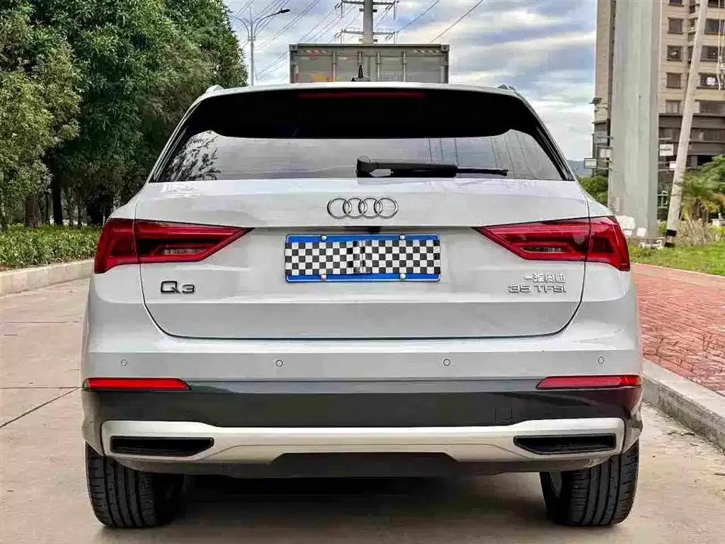Audi Q3 2023 из CN, фото 6