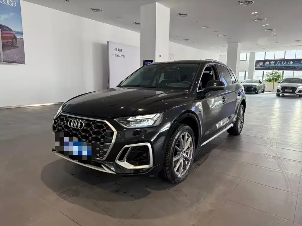 Audi Q5L 2023 из CN, фото 1