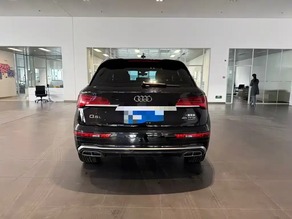 Audi Q5L 2023 из CN, фото 3