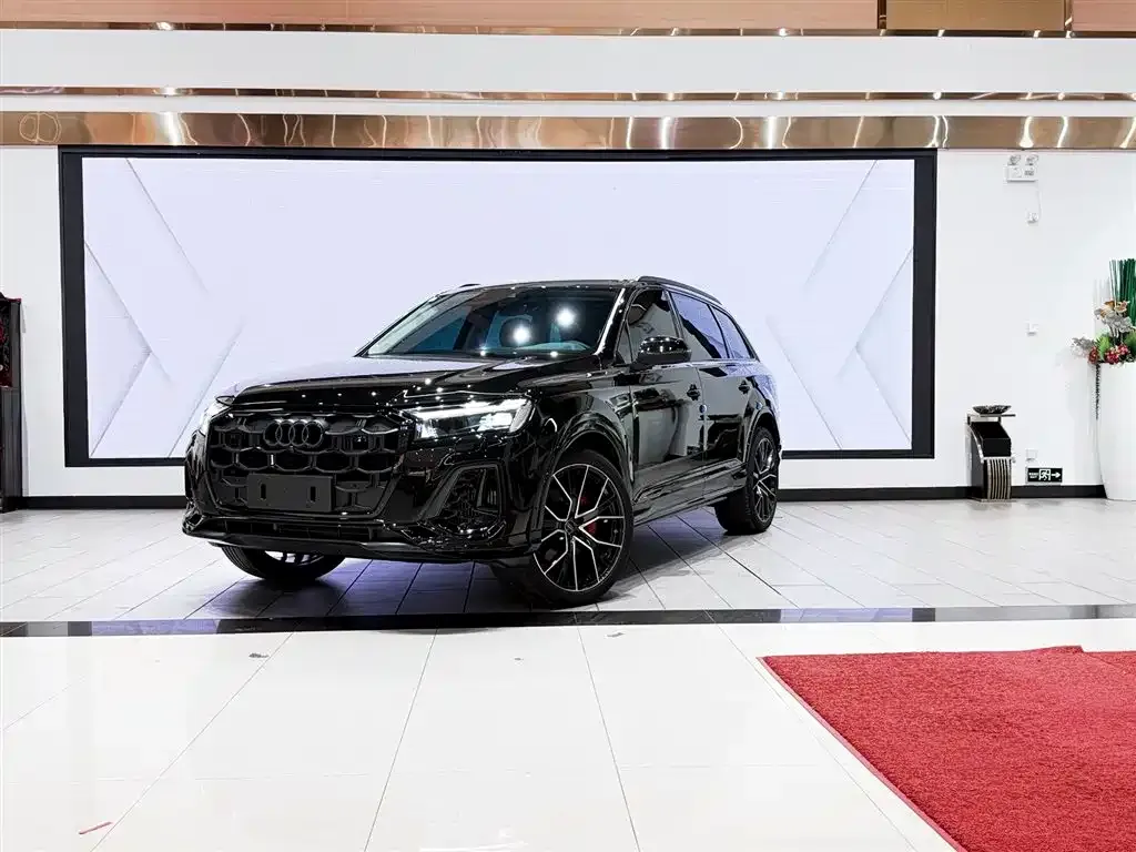 Audi Q7 — фото 2