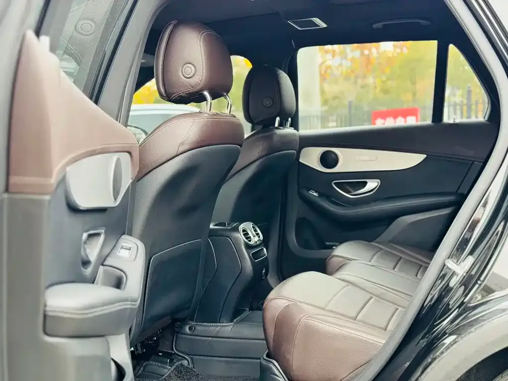 Mercedes-Benz GLC 2021 из CN, фото 8