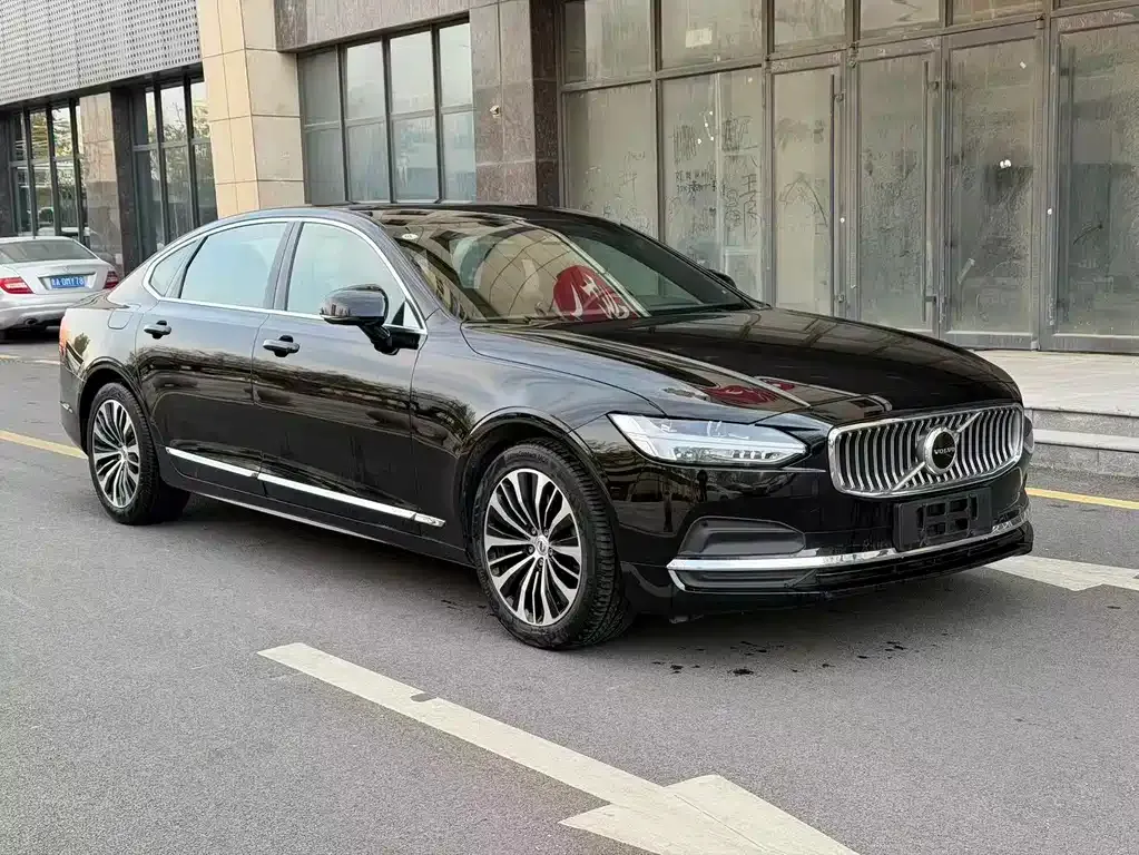 Volvo S90 — фото 8