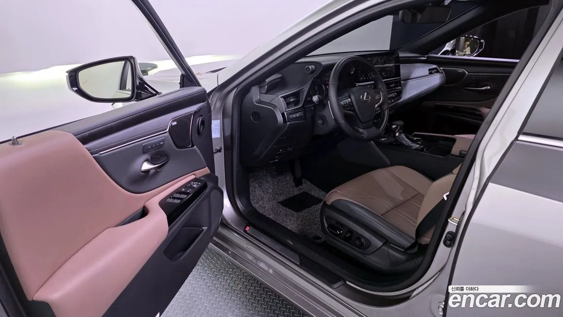 Lexus ES 2025 из KR, фото 8