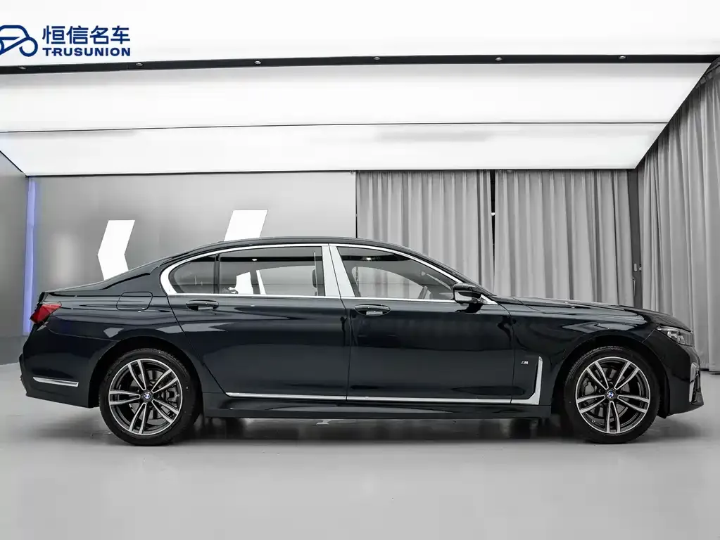 BMW 7 Series — фото 3