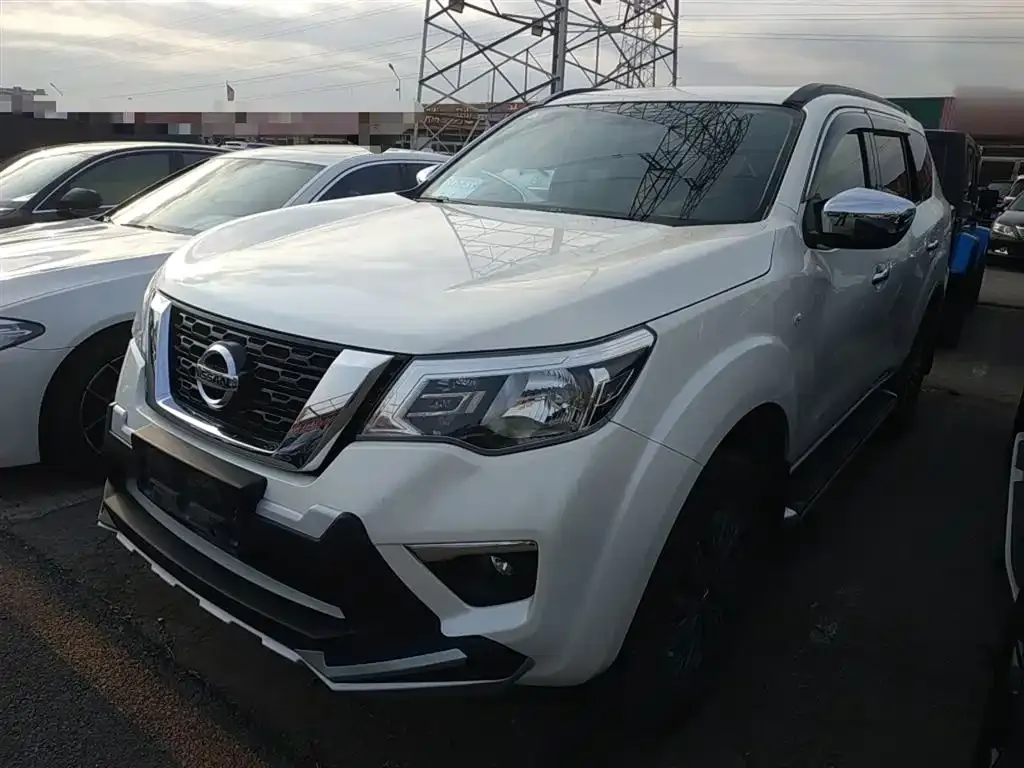 Nissan Terra — фото 7