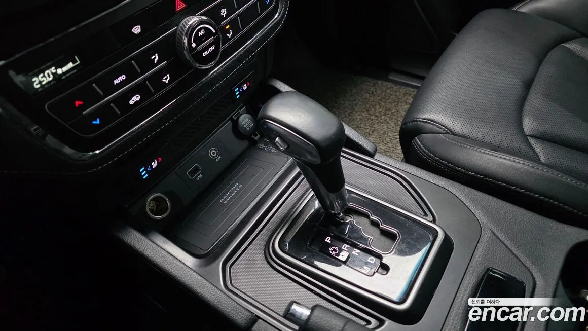 KG Mobility (Ssangyong) Rexton 2021 из KR, фото 2