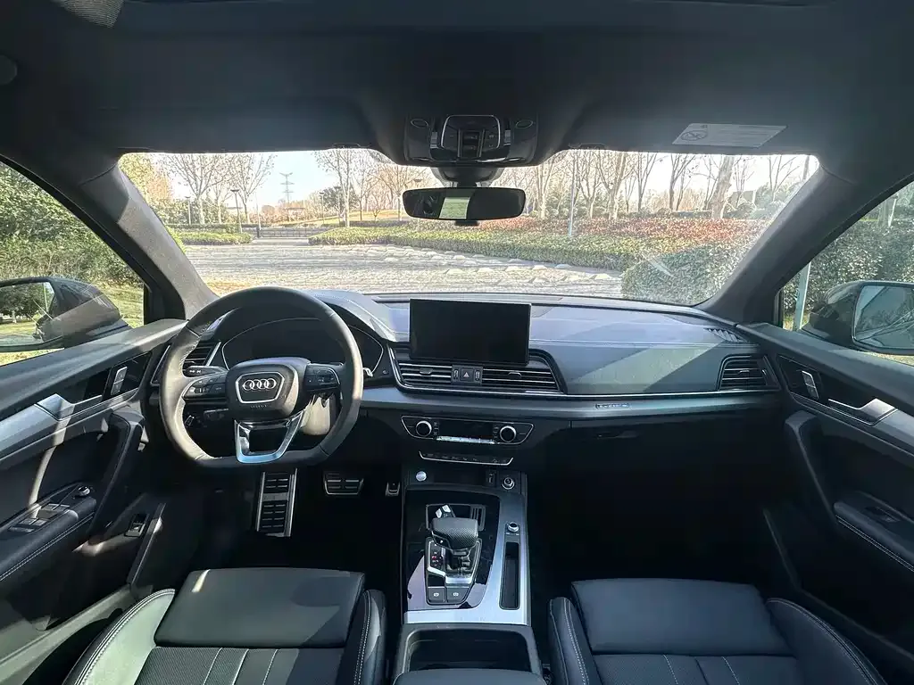 Audi Q5L Sportback 2024 из CN, фото 5