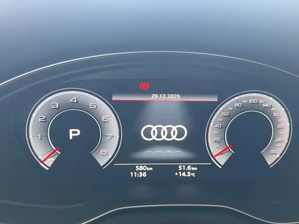 Audi Q5L Sportback 2024 из CN, фото 2