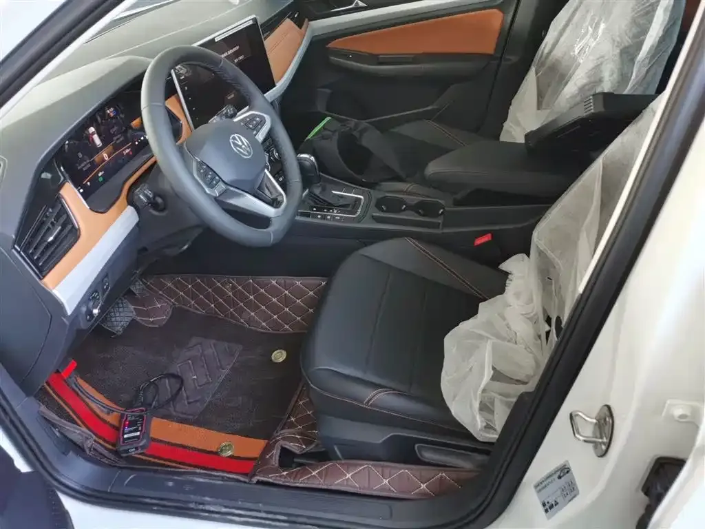 Volkswagen Bora 2025 из CN, фото 10