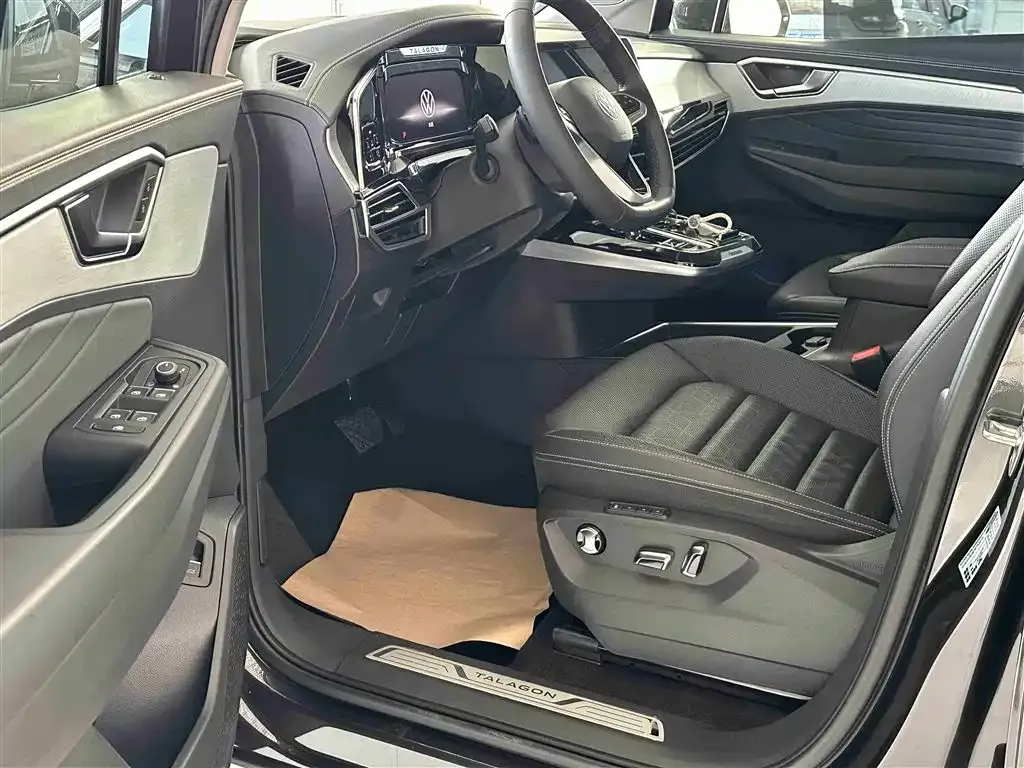 Volkswagen Talagon 2023 из CN, фото 4