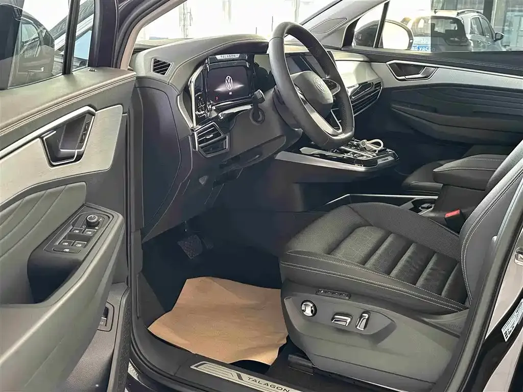 Volkswagen Talagon 2023 из CN, фото 8
