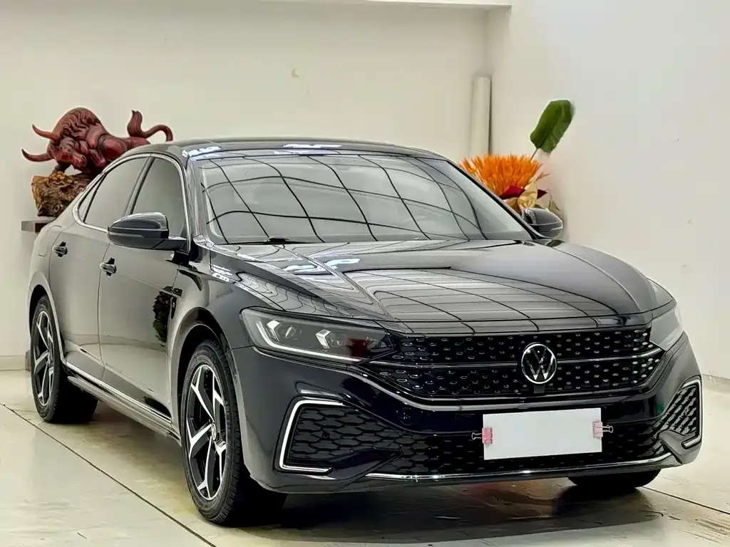 Volkswagen Passat 2023 из CN, фото 5