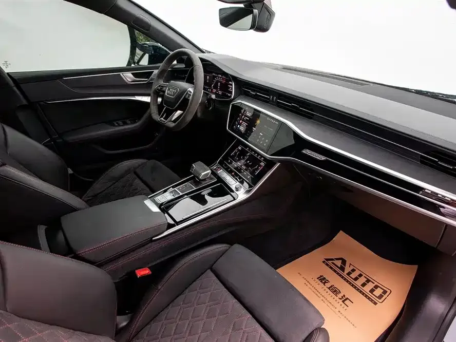 Audi S7 2024 из CN, фото 2