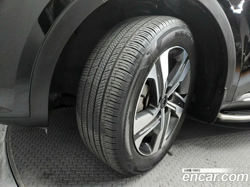Kia Sorento — фото 10