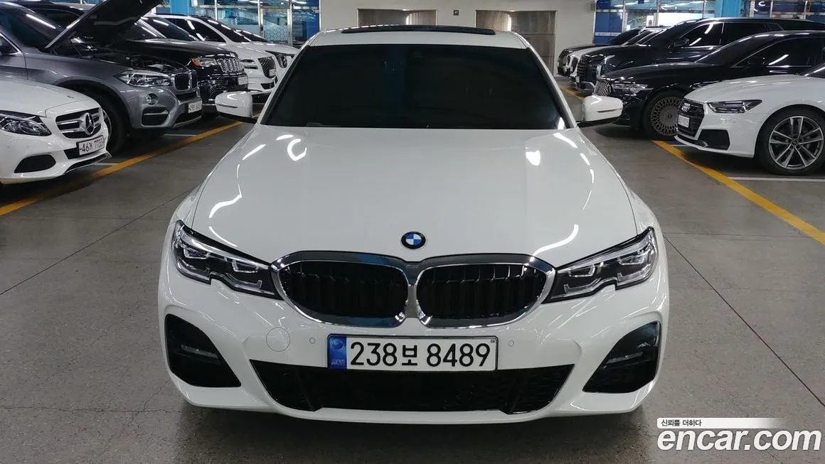 BMW 3-Series — фото 1