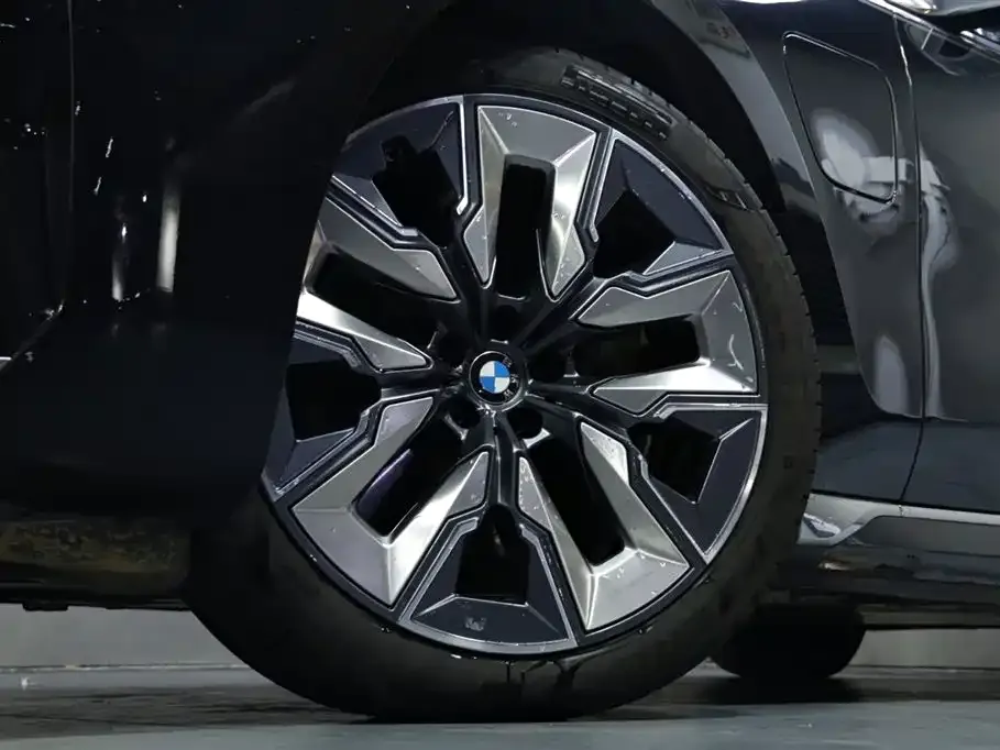 BMW i7 2024 из CN, фото 2
