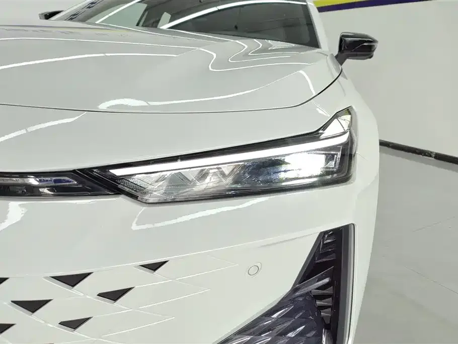 Changan UNI-V 2025 из CN, фото 5