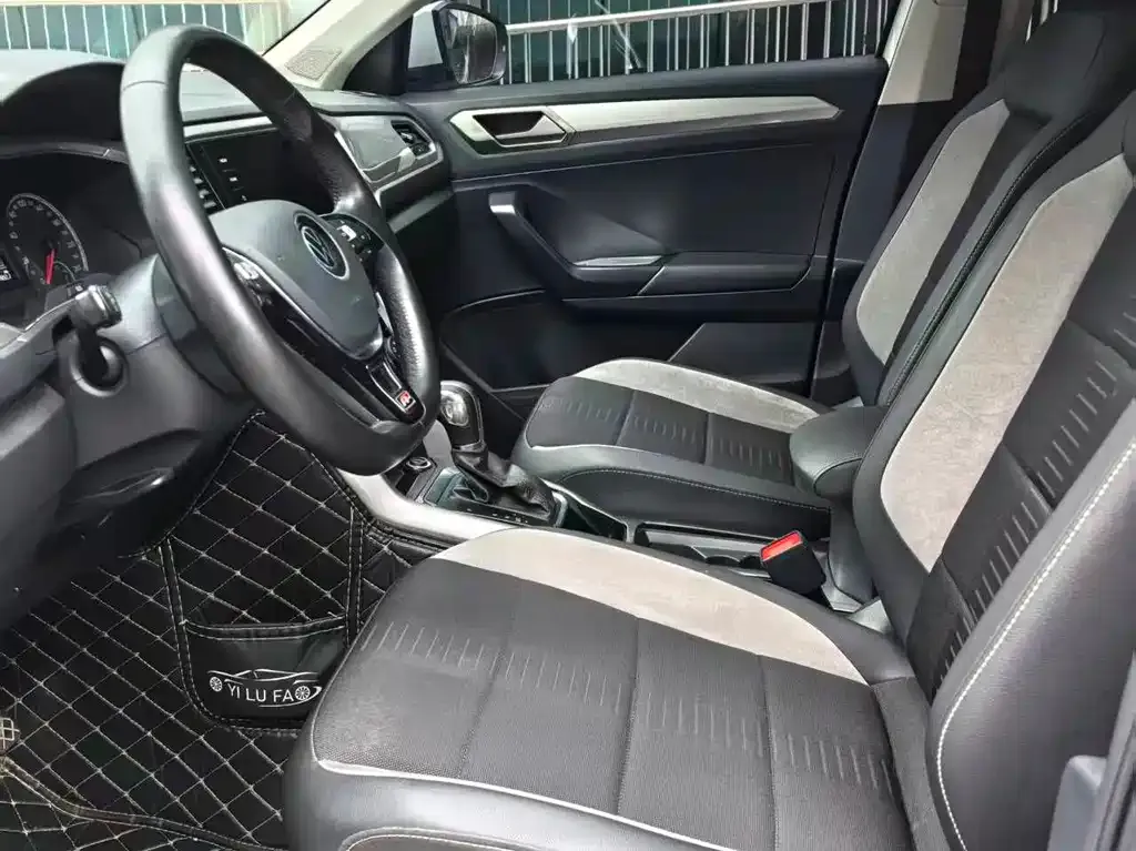 Volkswagen T-Roc 2021 из CN, фото 7