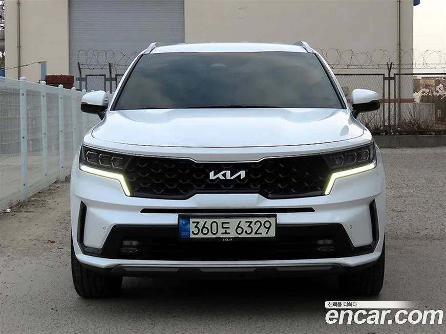 Kia Sorento — фото 1