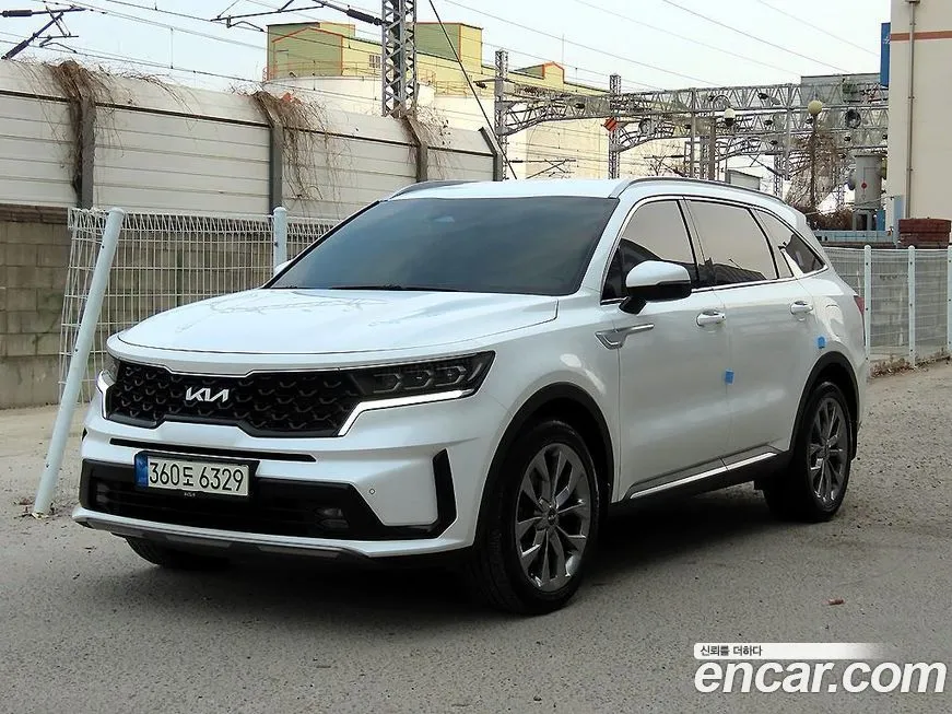 Kia Sorento — фото 7