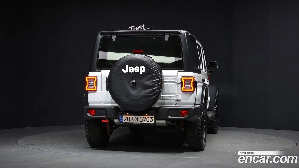 Jeep Wrangler — фото 3
