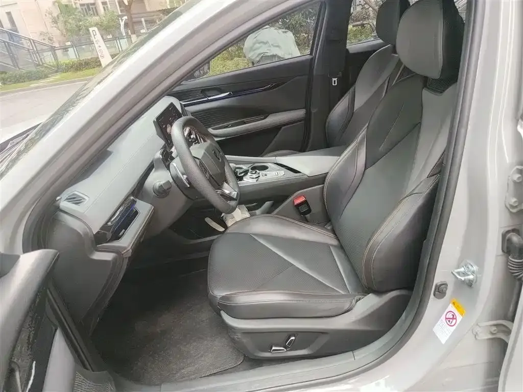 Changan UNI-V 2023 из CN, фото 9