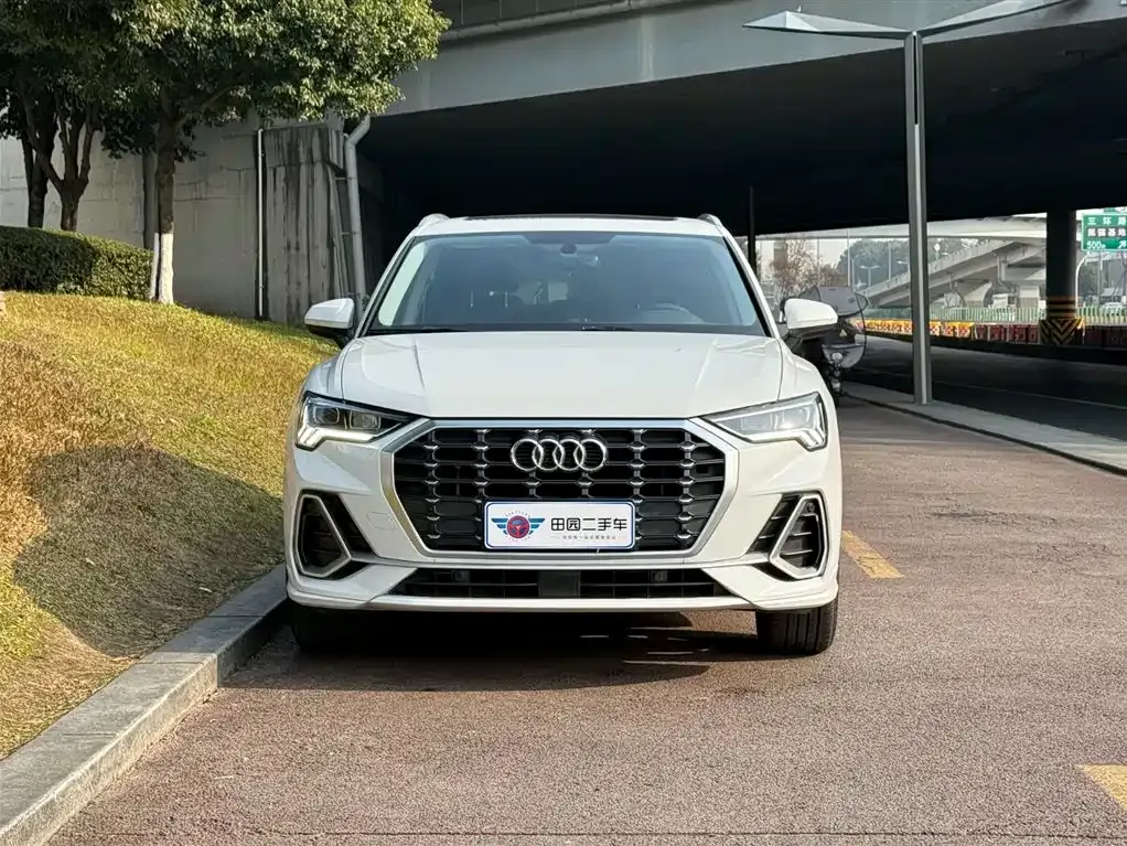 Audi Q3 2021 из CN, фото 4