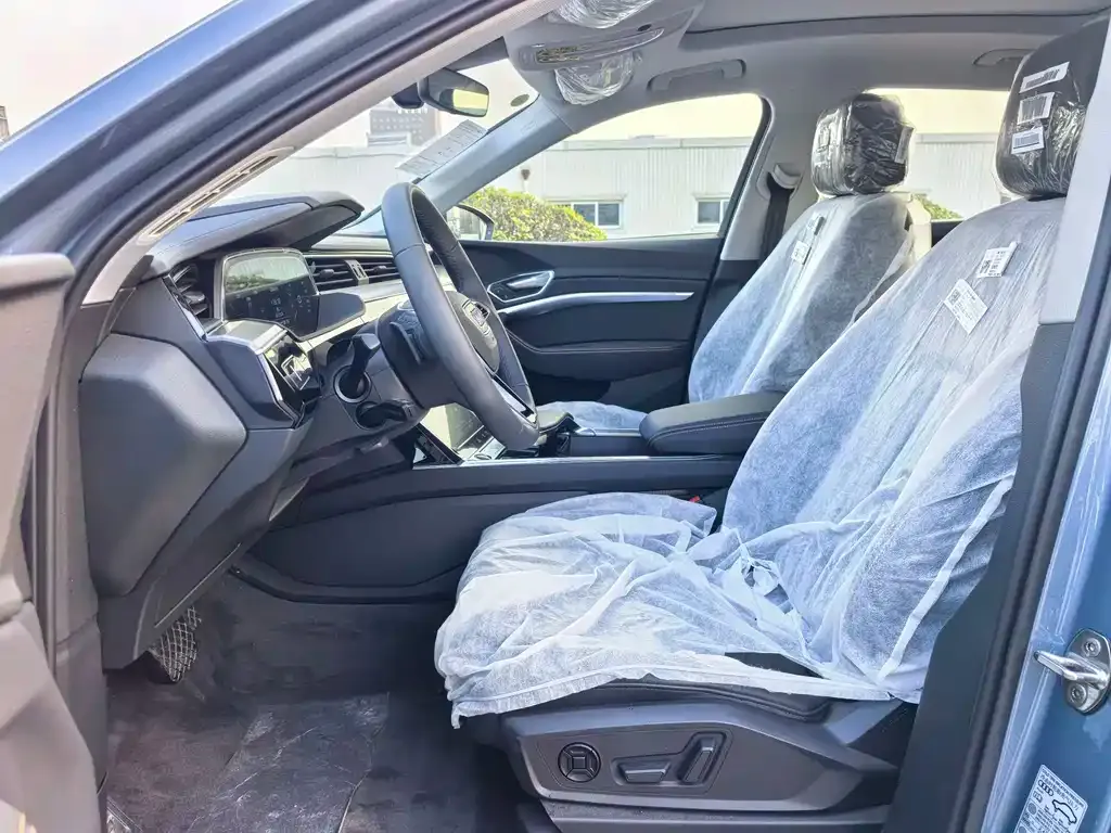 Audi e-tron 2026 из CN, фото 3