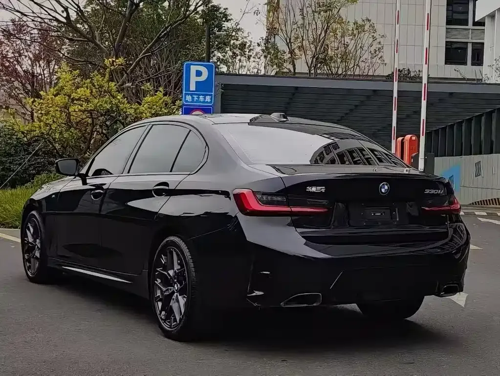 [object Object] 3 Series 2022 из CN, фото 7