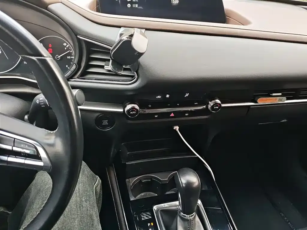 Mazda CX-30 2022 из CN, фото 6