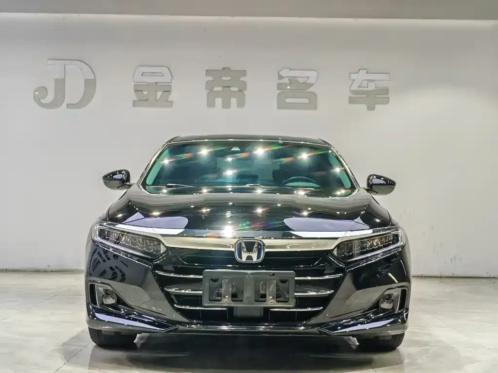 Honda Accord — фото 5