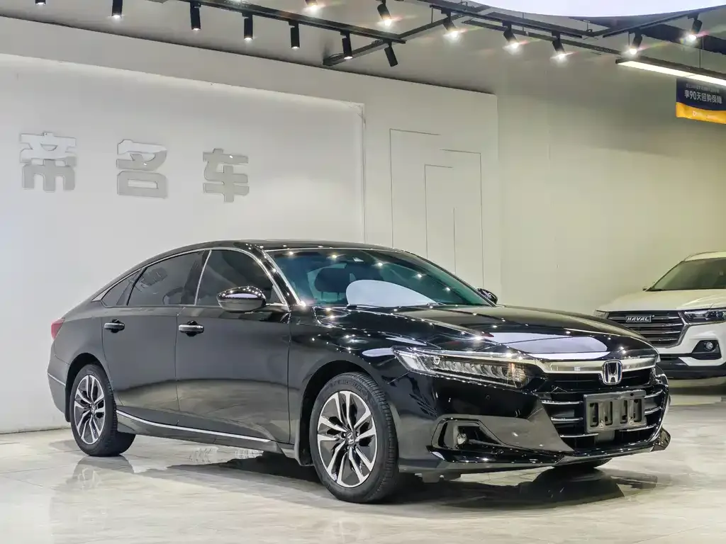 Honda Accord — фото 6