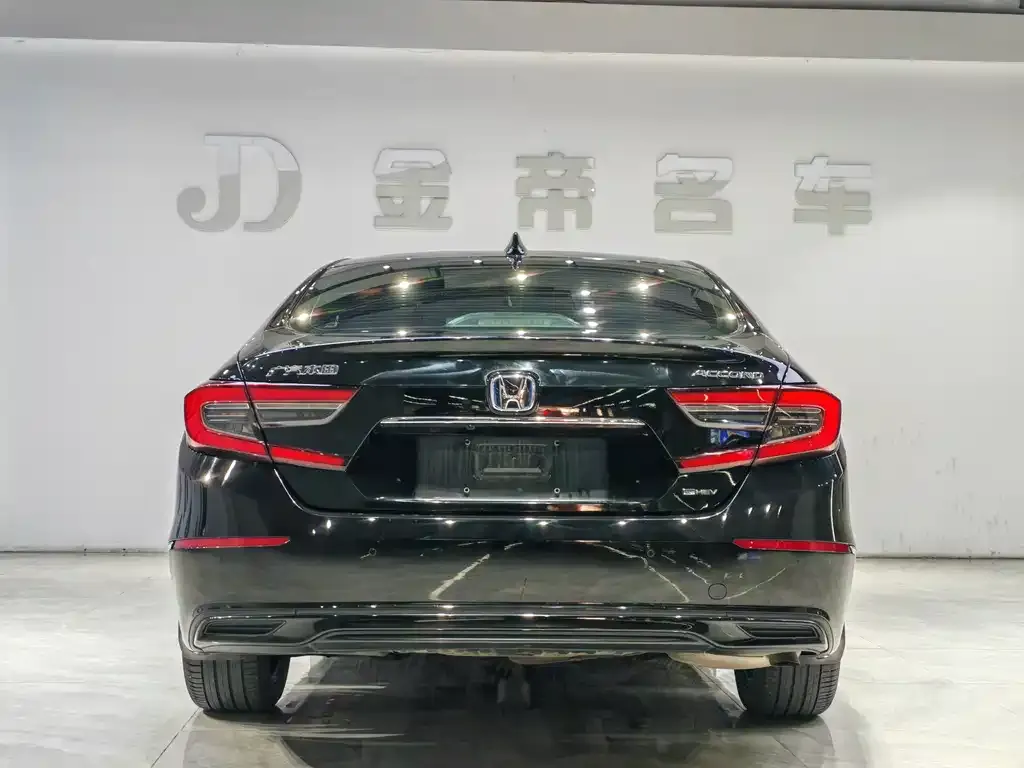 Honda Accord — фото 2