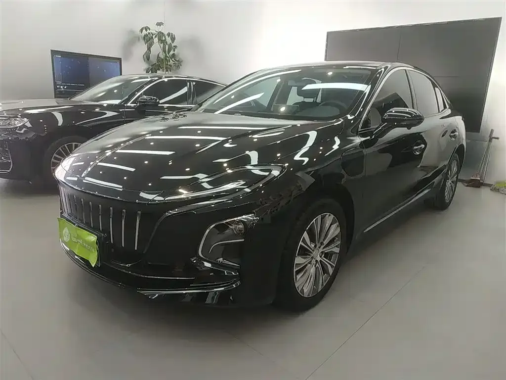 Hongqi E-QM5 2023 из CN, фото 3
