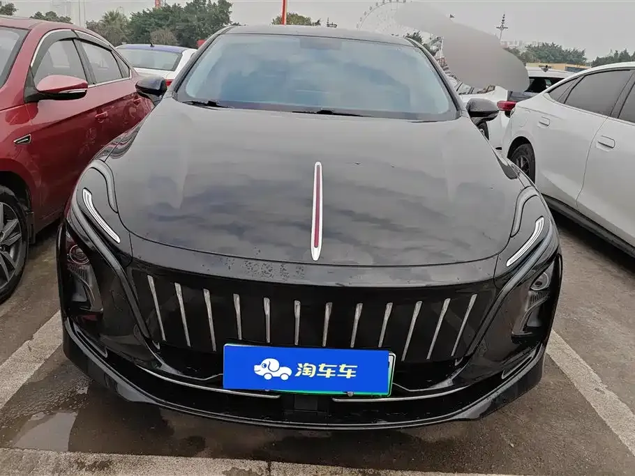 Hongqi E-QM5 2023 из CN, фото 2