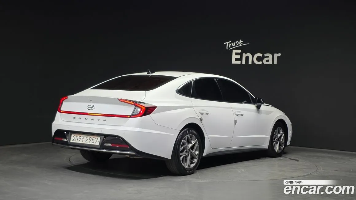 Hyundai Sonata 2022 из KR, фото 2