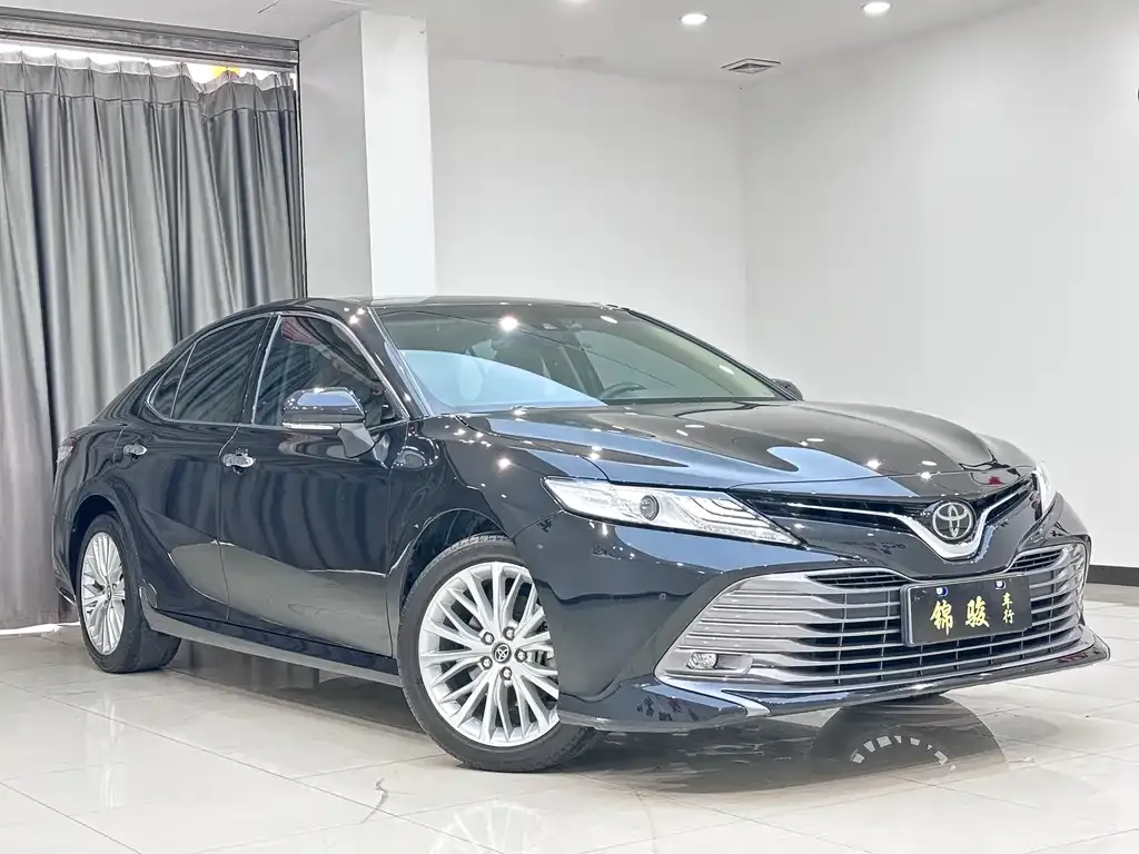 Toyota Camry 2021 из CN, фото 1