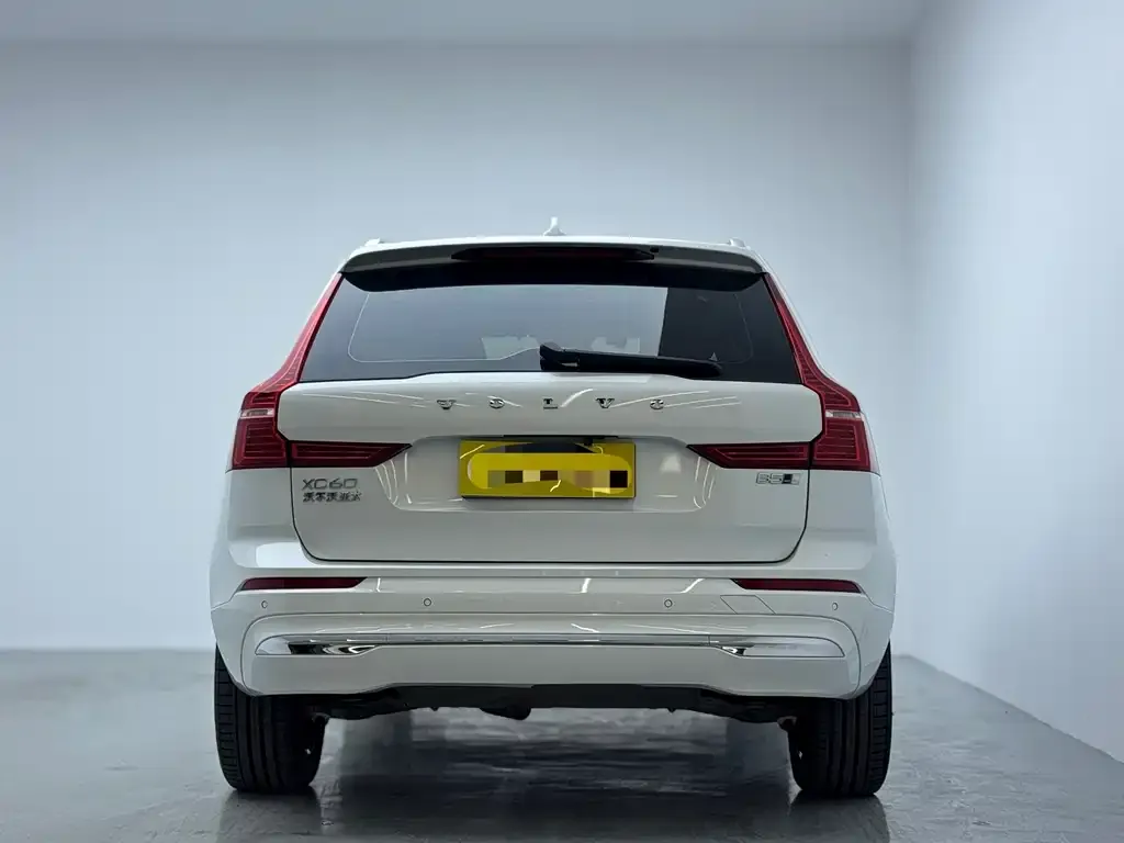 Volvo XC60 2022 из CN, фото 4