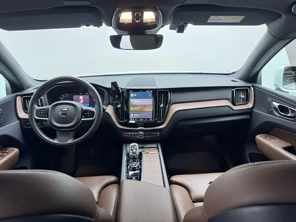 Volvo XC60 2022 из CN, фото 6