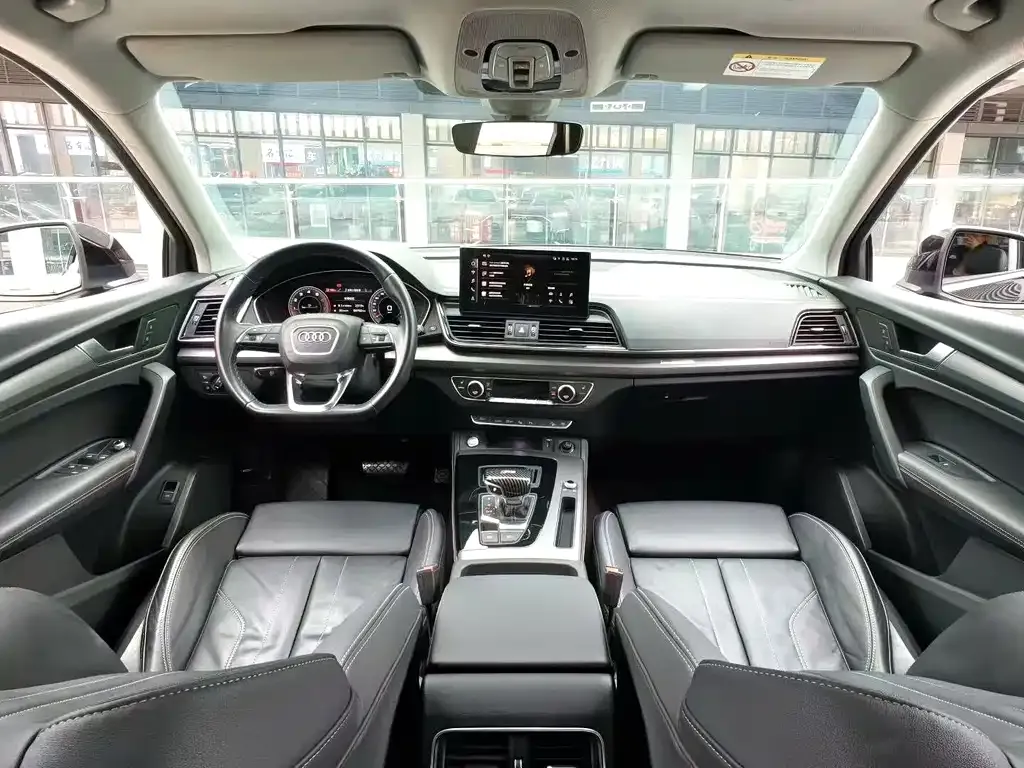 Audi Q5L 2022 из CN, фото 3