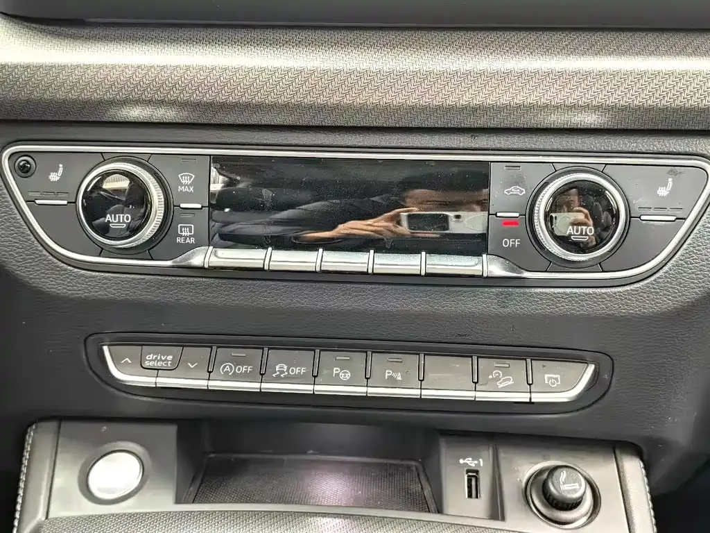 Audi Q5L 2022 из CN, фото 9