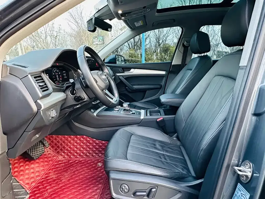 Audi Q5L 2021 из CN, фото 9