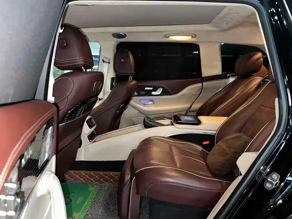 Mercedes-Benz GLS 2023 из CN, фото 5